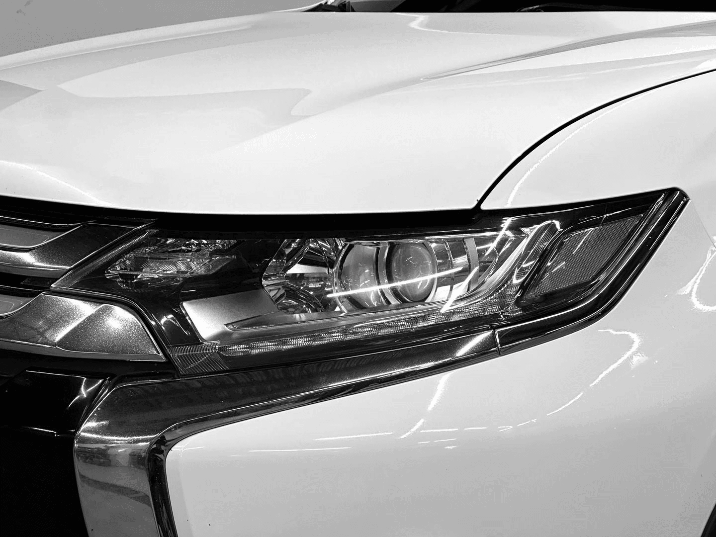 Mitsubishi Outlander 2016 — миниатюра 5