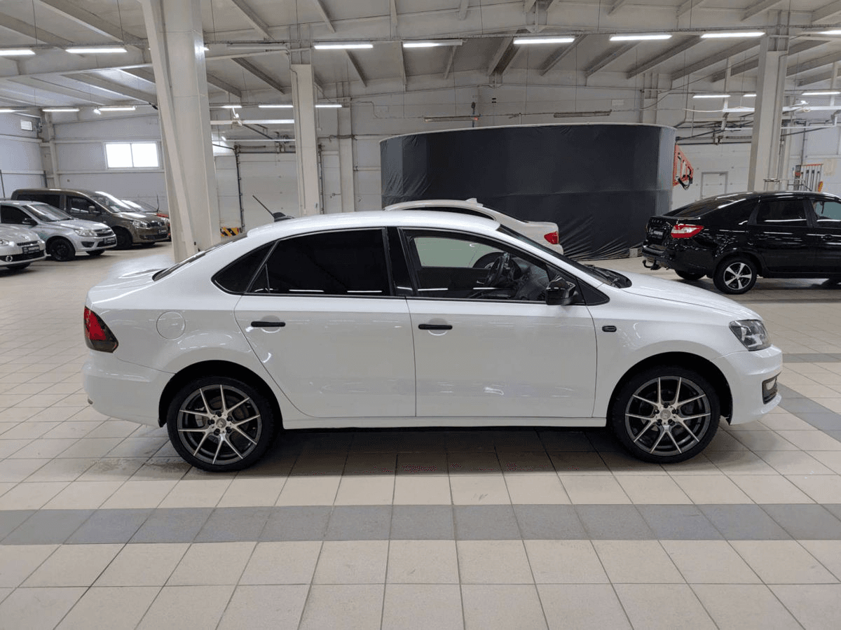 Volkswagen Polo 2018 — миниатюра 5