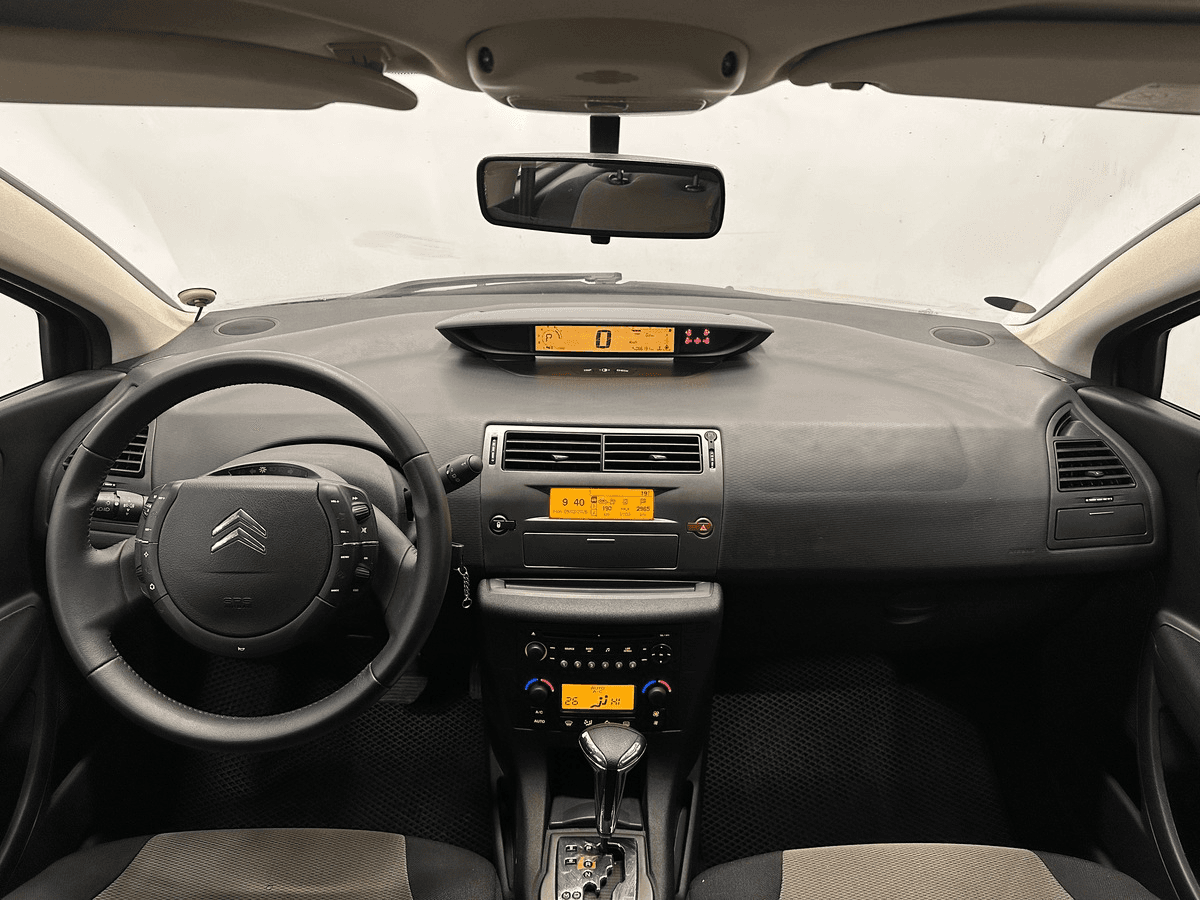 Citroen C4 2010 — миниатюра 5