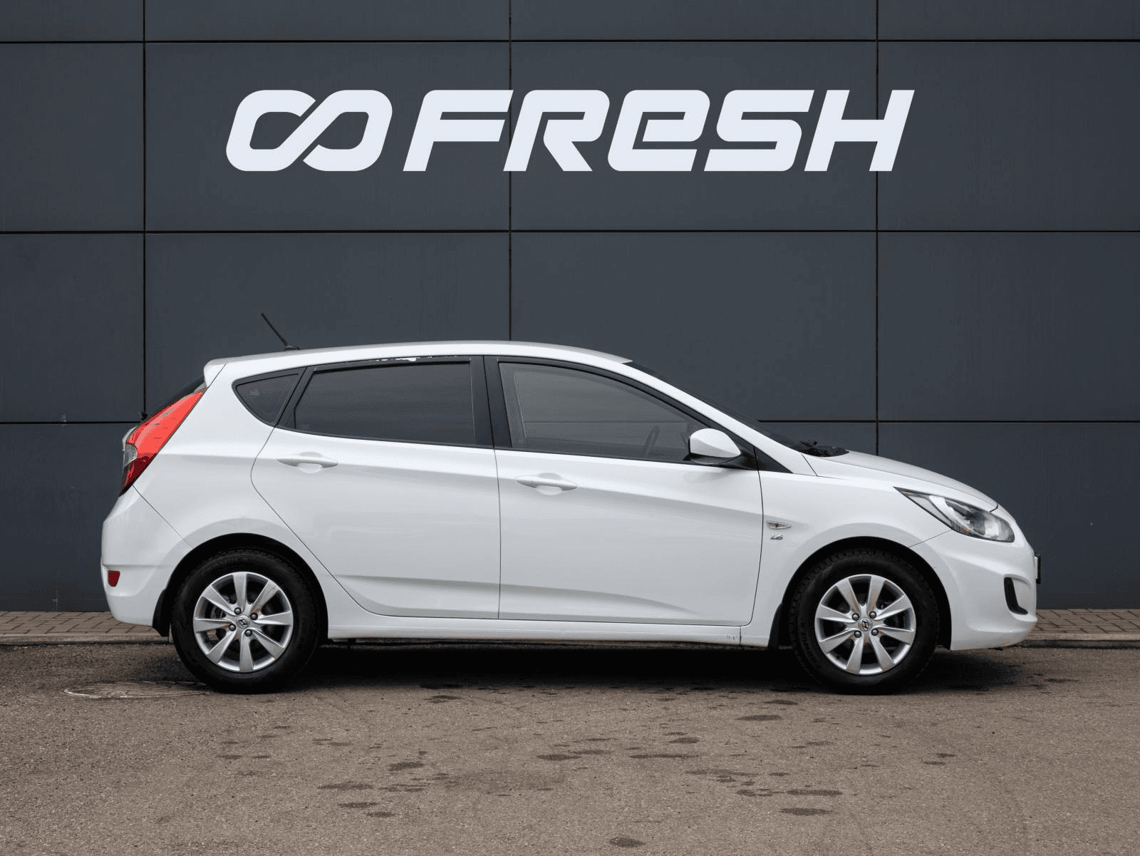 Hyundai Solaris 2013 — миниатюра 5