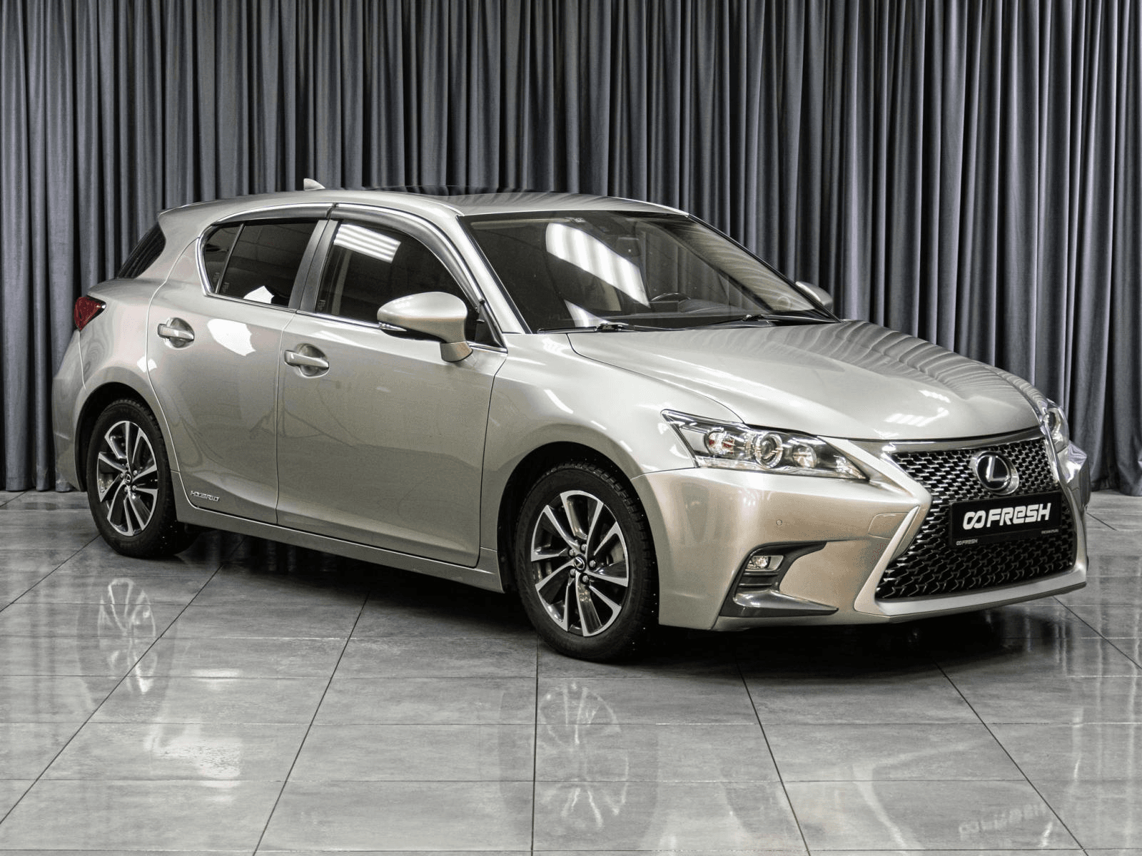 Lexus CT — купить