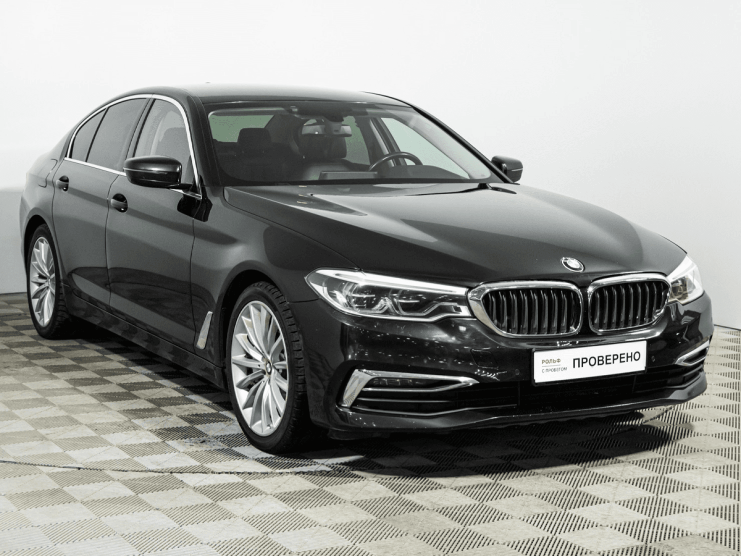 BMW 5 серия 2018 — миниатюра 3