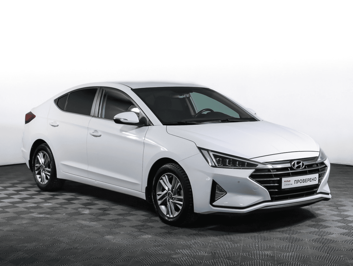 Hyundai Elantra 2019 — миниатюра 3