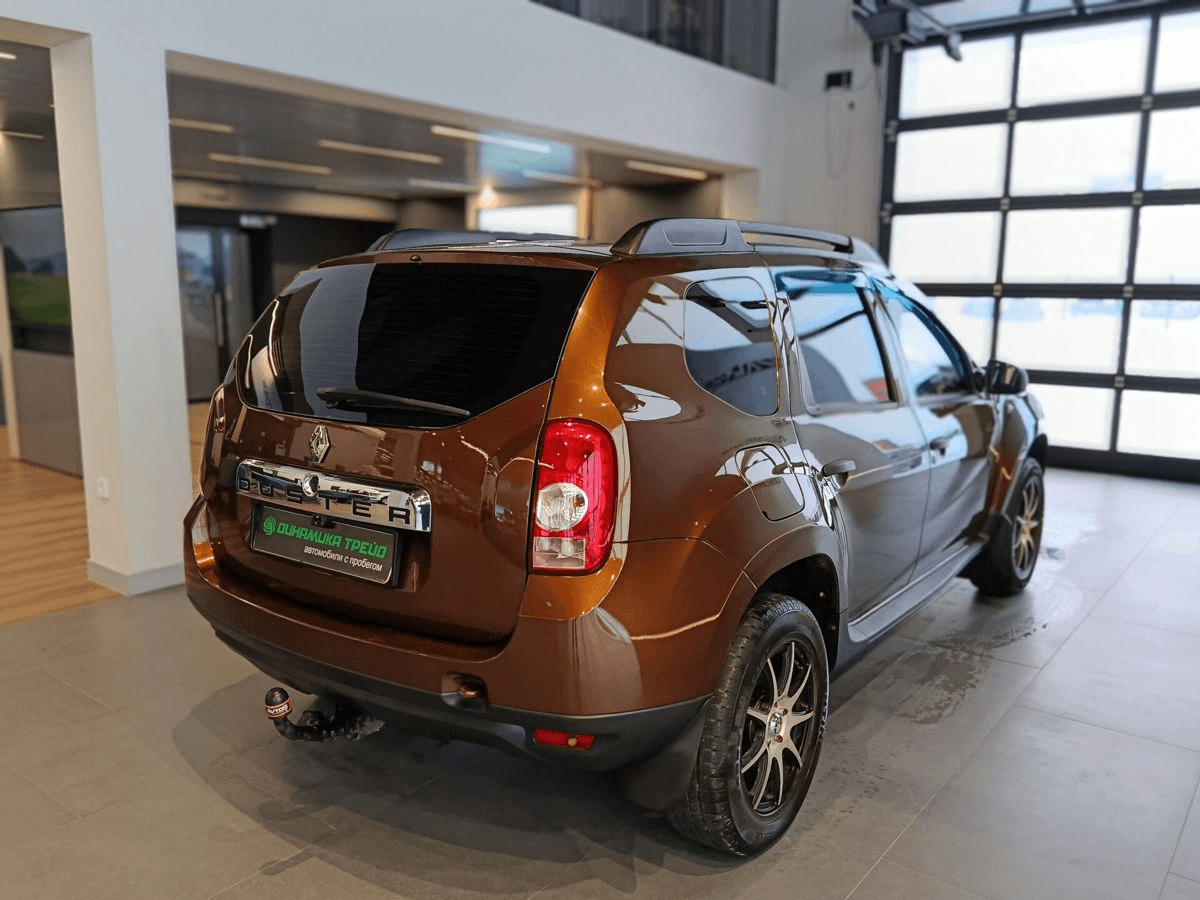 Renault Duster  2013 — миниатюра 4