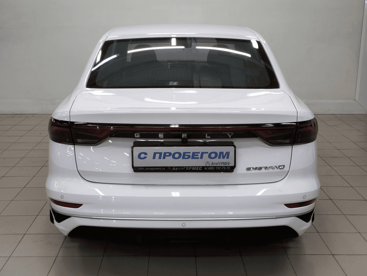 Geely Emgrand 2024 — миниатюра 3