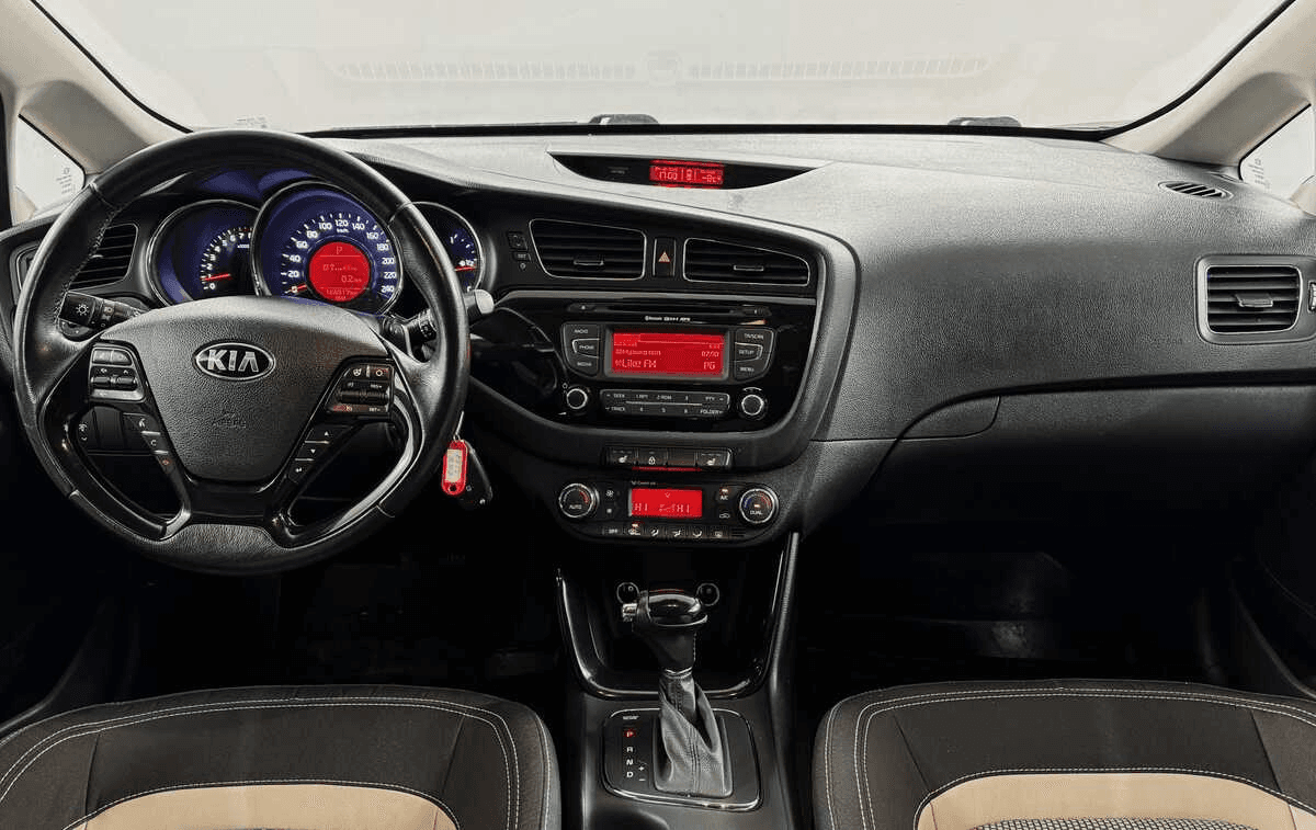KIA Ceed 2015 — миниатюра 5