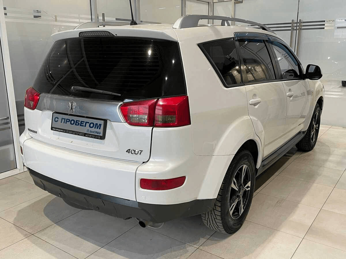 Peugeot 4007 2011 — миниатюра 4