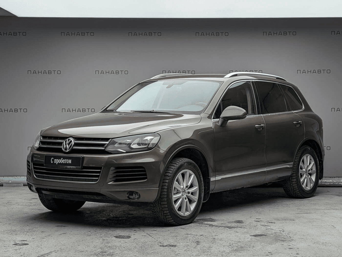 Volkswagen Touareg 2012 — купить в Москва