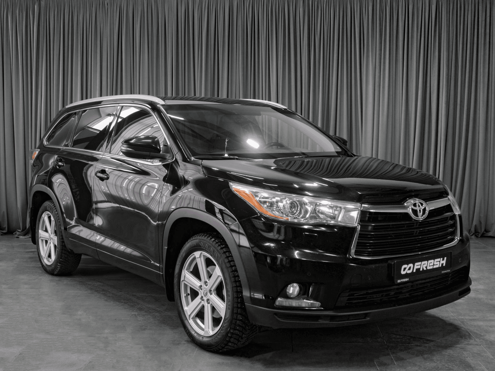 Toyota Highlander 2014 — купить в Тюмень
