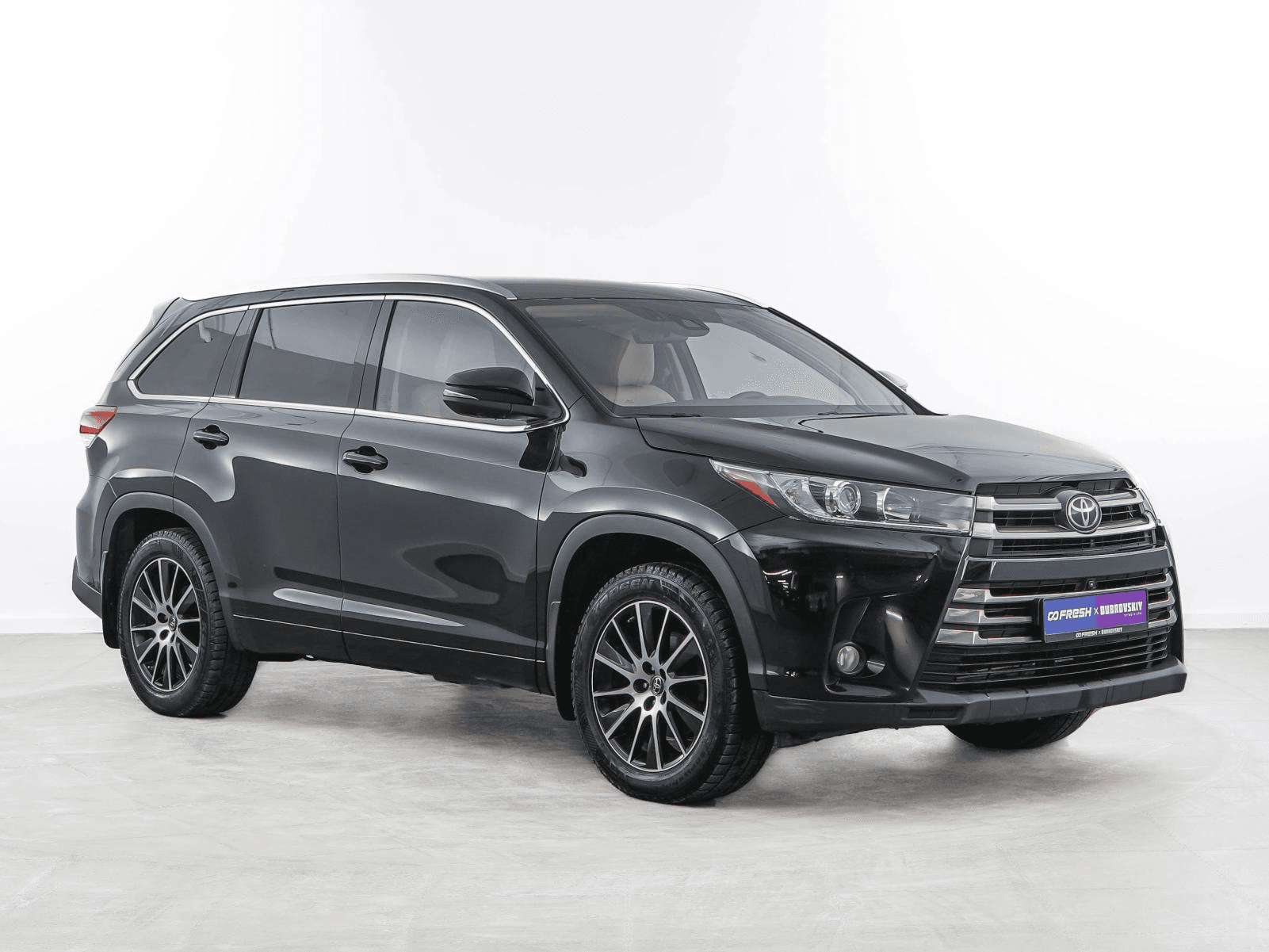 Toyota Highlander 2017 — купить в Москва